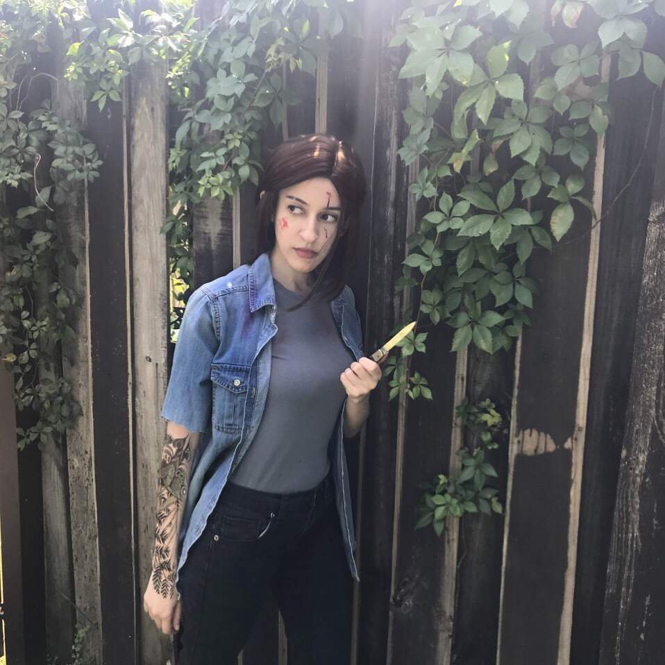 The Last of Us Ellie Cosplay | Cosplay Amino