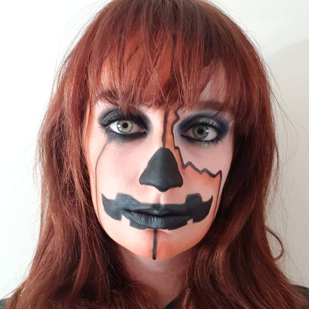 Pumpkin Halloween makeup look🎃🎃 Horror Amino