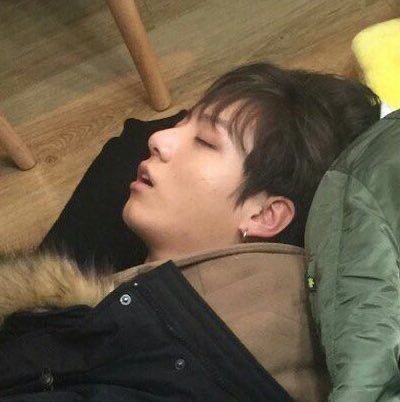 jungkook sleeping ♡ | ARMY's Amino