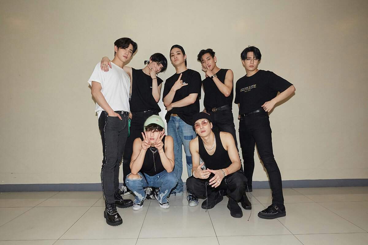 GOT7 🐦 2019 WORLD TOUR 'KEEP SPINNING' IN MANILA | GOT7 Amino