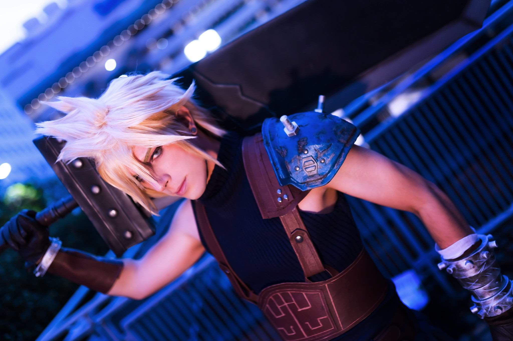 ps1 cloud strife cosplay