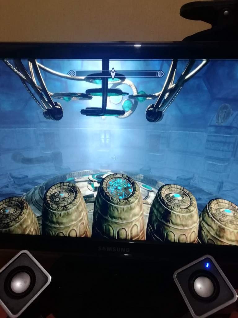 Что делать? | Скайрим Skyrim Amino