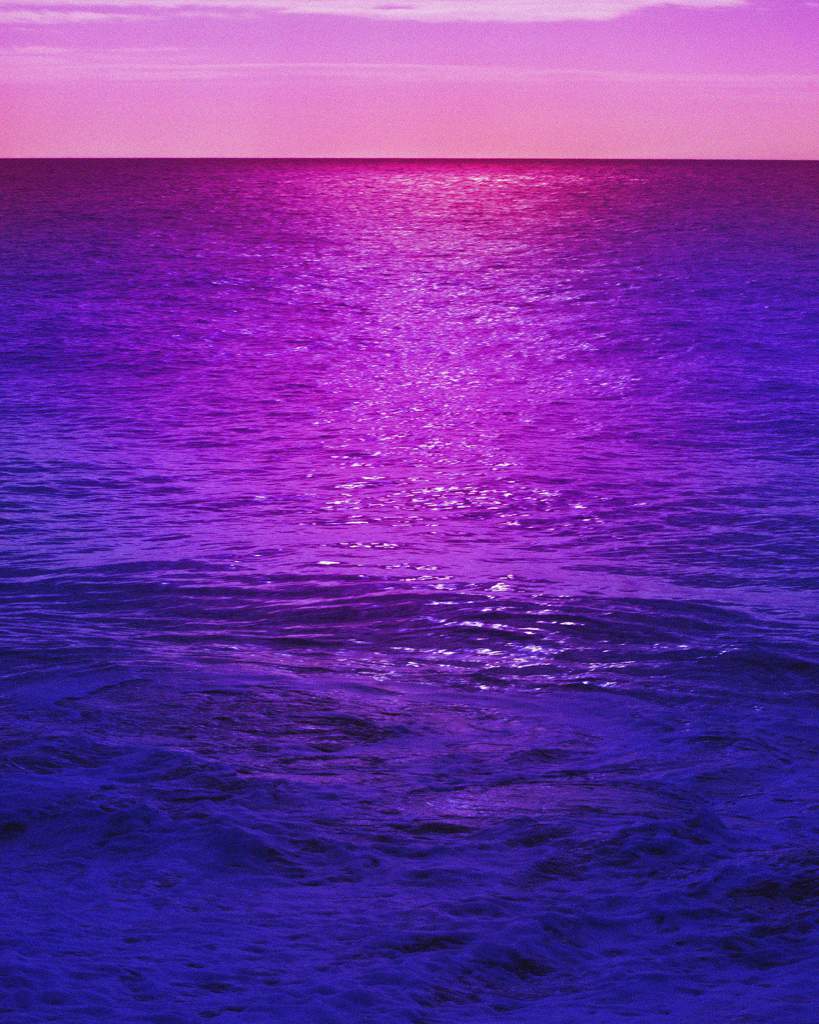 фото фиолетовой воды