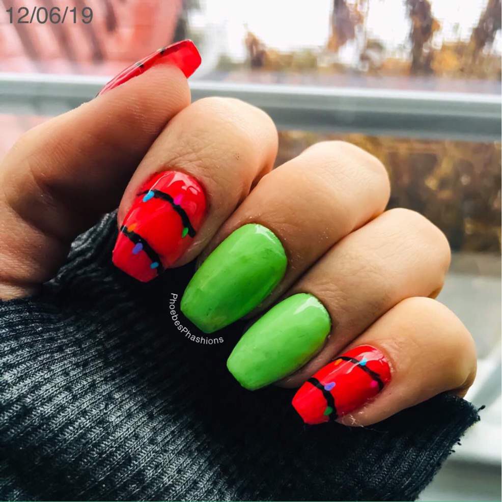 🎄 Christmas Lights Manicure 🎄 | Nail Art Amino