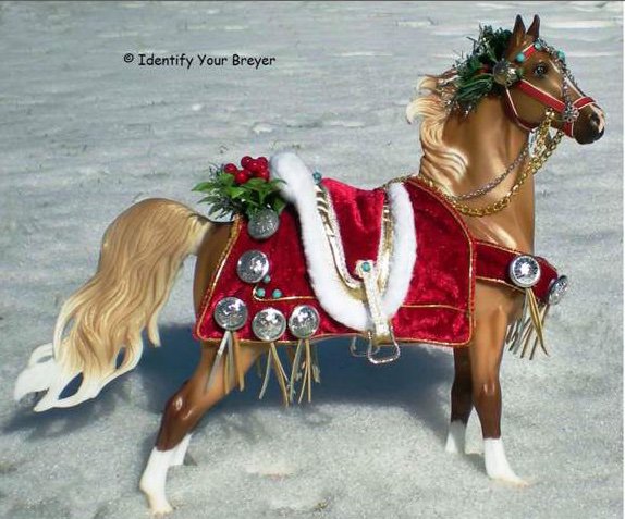 2019 christmas breyer horse