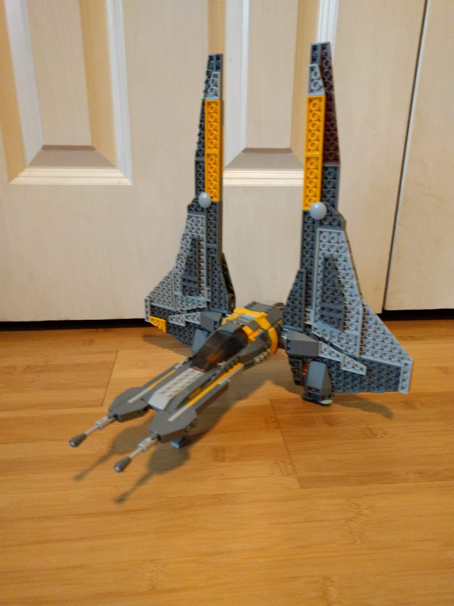 mandalorian space ship lego