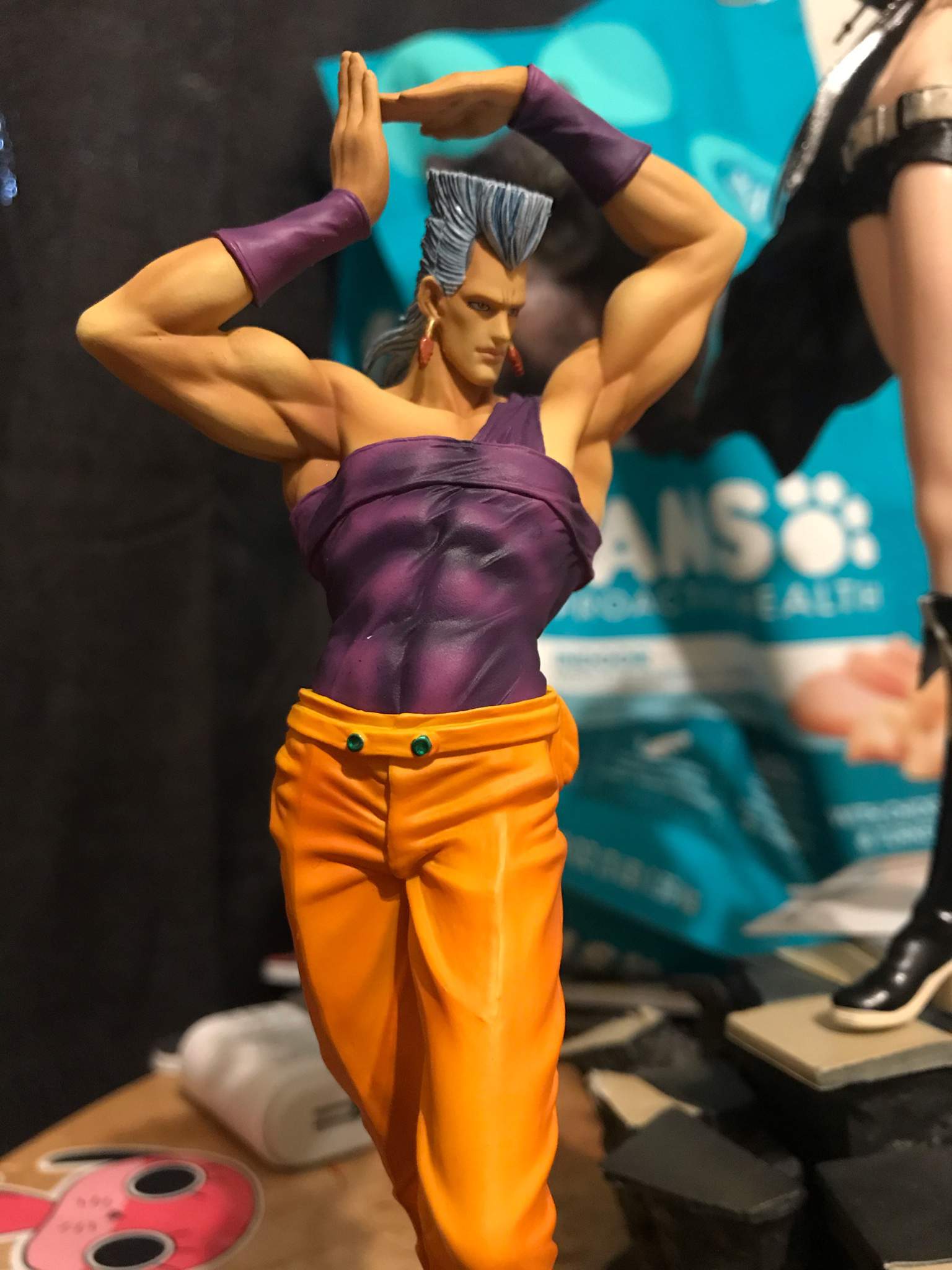 polnareff statue