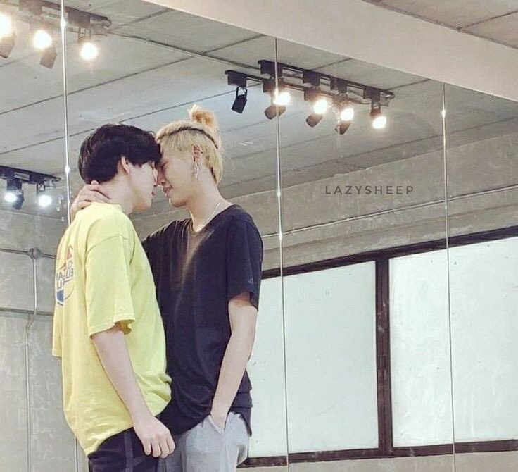 Обожаю💛🖤 | Амино Яой Дорамы/Лакорны Amino