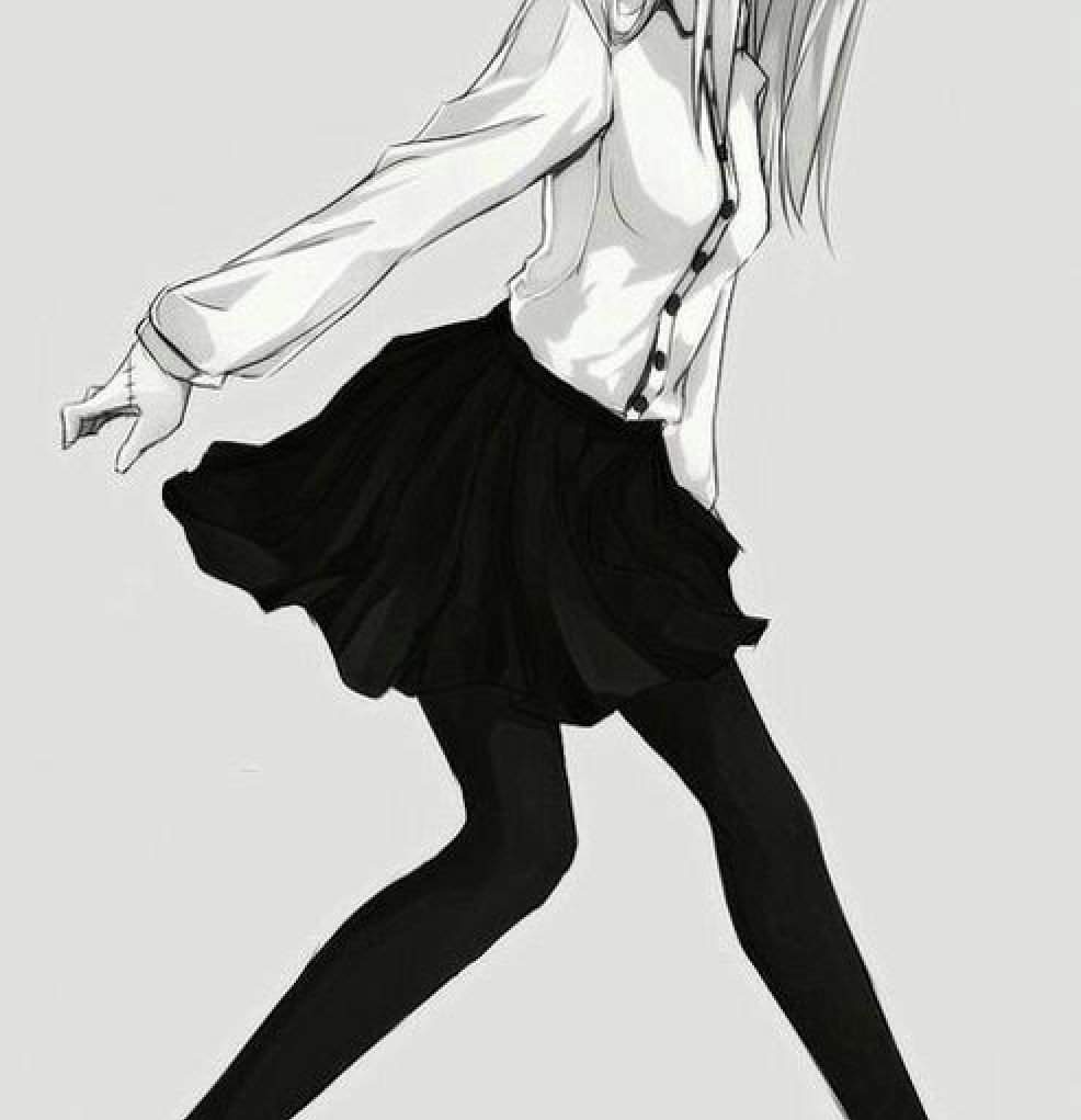 Бело-чёрная одежда аниме