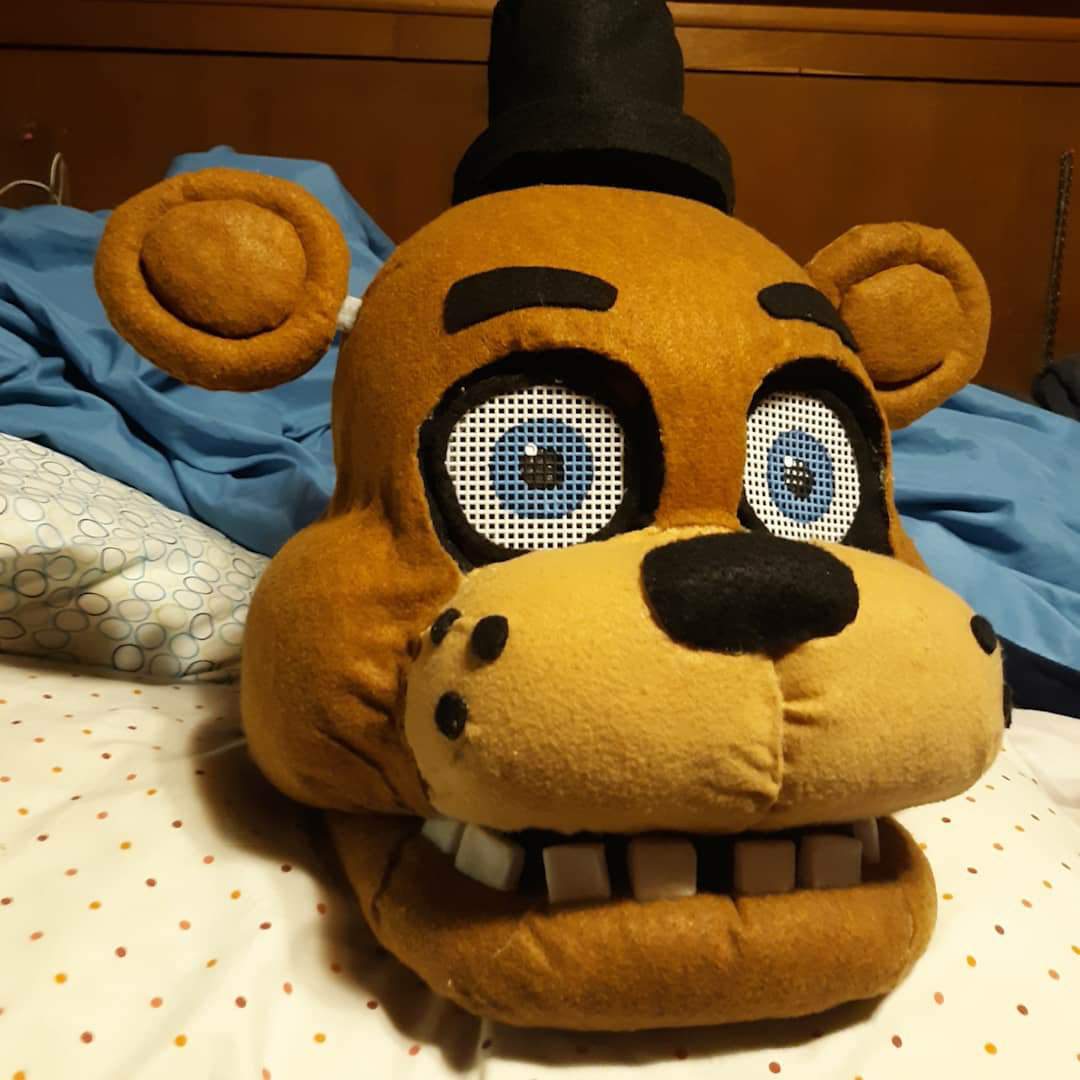 finished-freddy-fazbear-cosplay-head-five-nights-at-freddy-s-amino