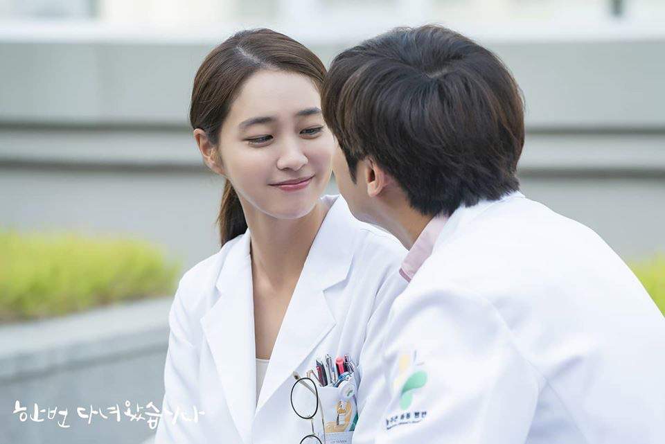 Lee Min Jung And Lee Sang Yeob Are Just Inches Away From A Kiss In Once Again K Drama Amino