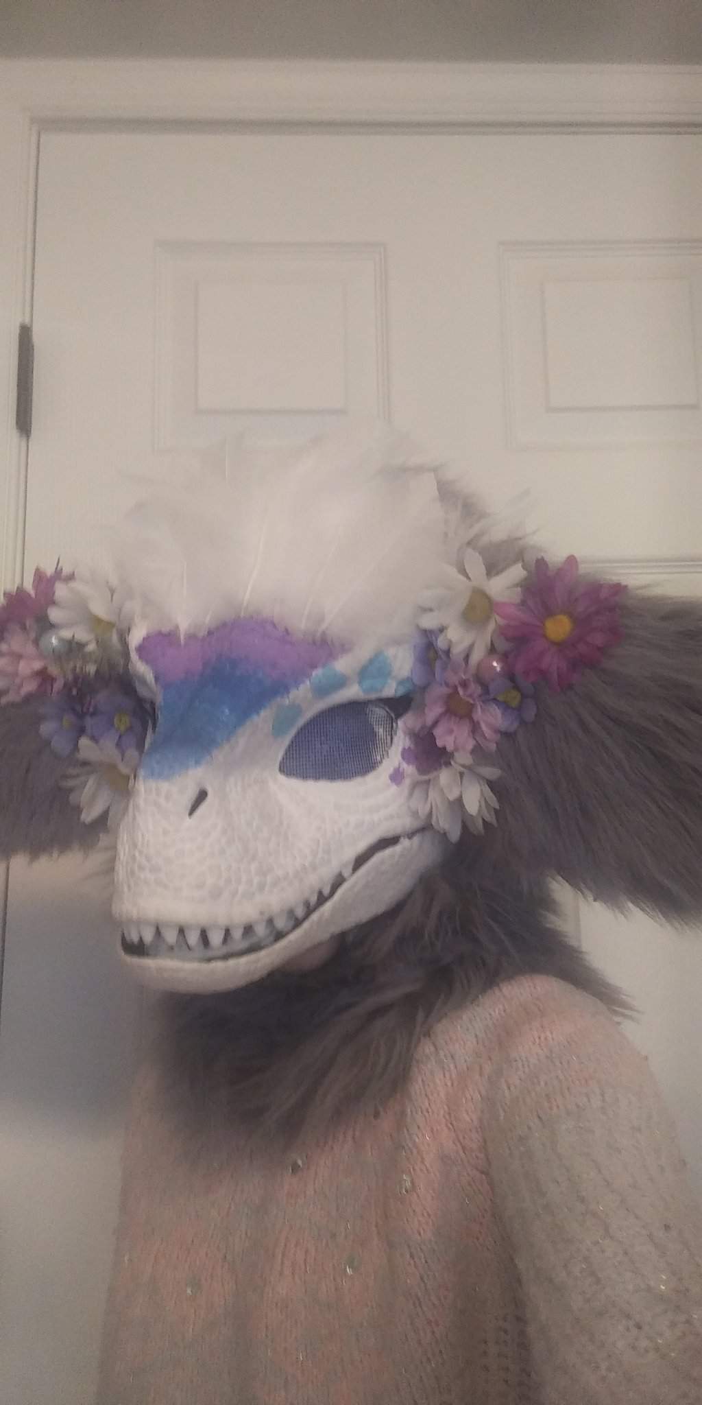 finished-furring-dino-mask-amino-amino