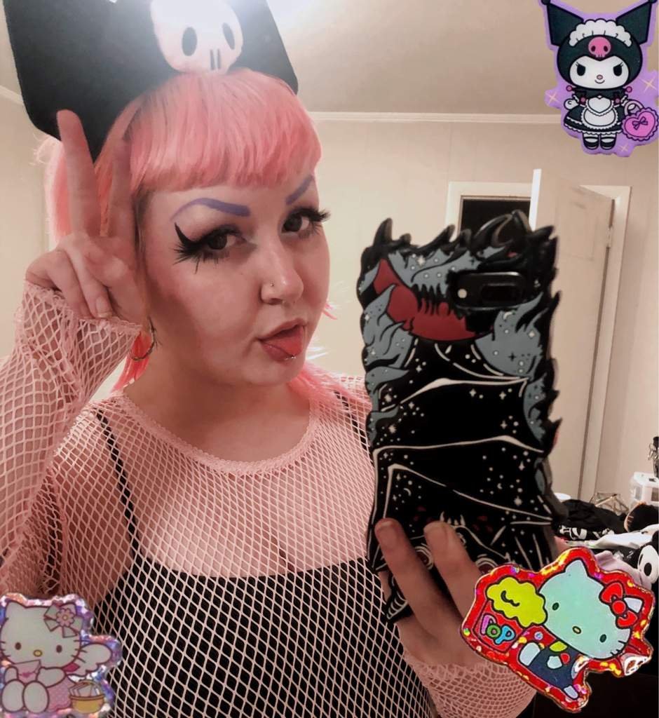 Kuromi inspired look 💘🖤 | Pastel Goth Amino Amino