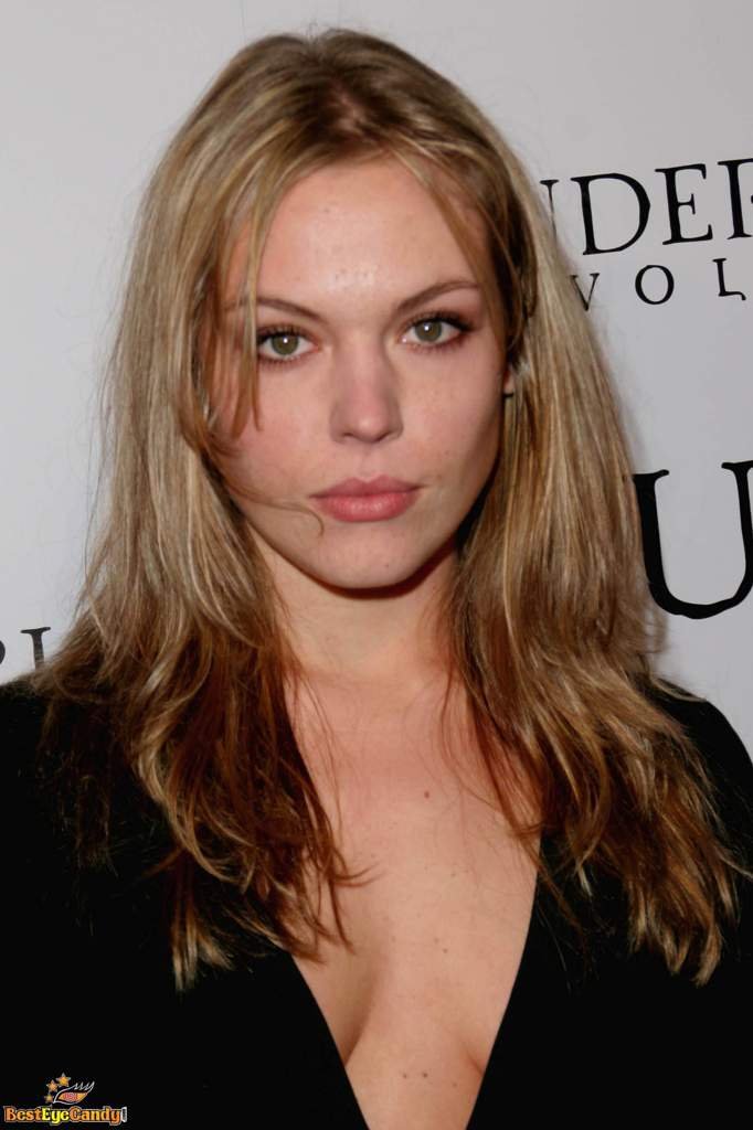 Agnes Bruckner | Wiki | Movies & TV Amino