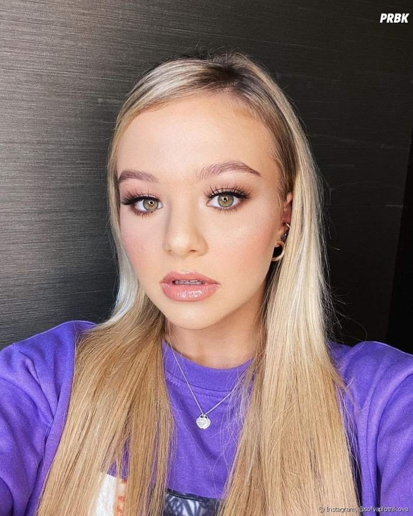 Sofya plotnikova^_^ | Wiki | ♡ BLΛƆKPIИK BR ♡ Amino