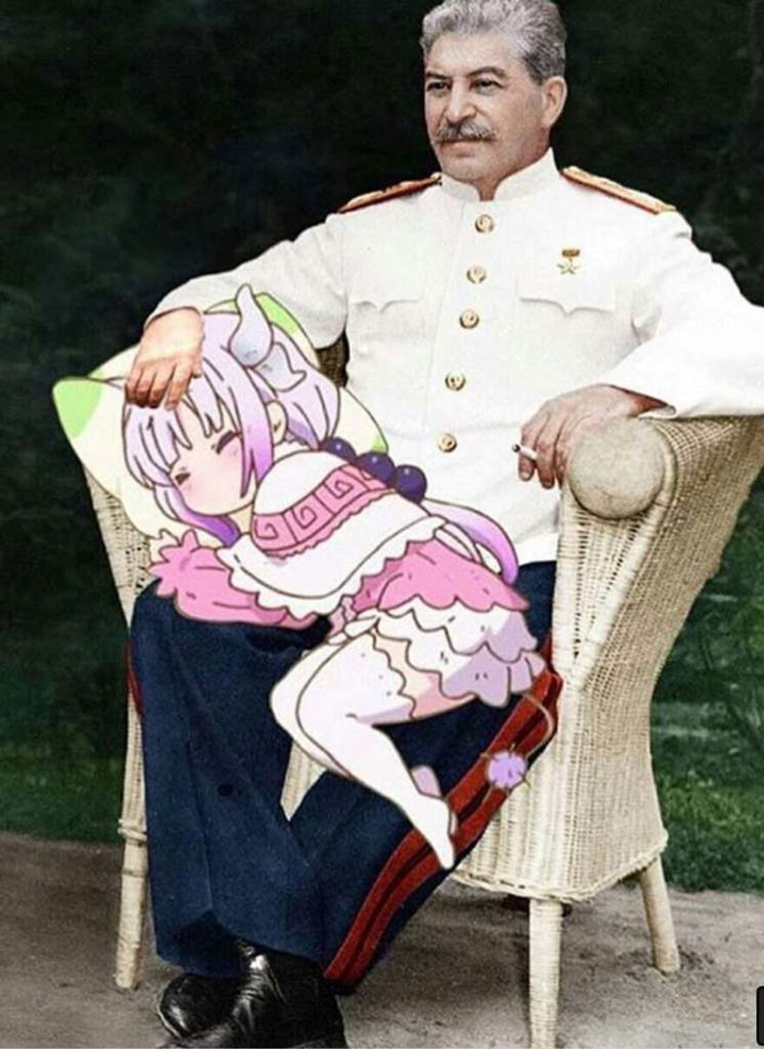 Сталин в костюме зайца