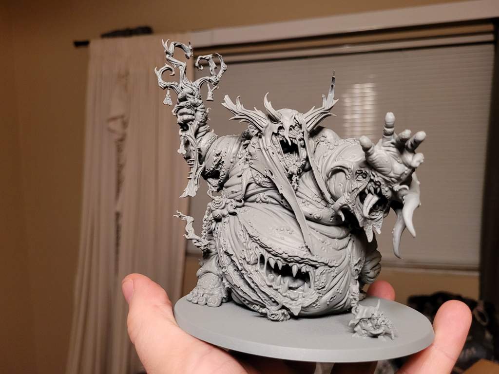 Rotigus and his Happy Little Helpers | Warhammer 40K Amino