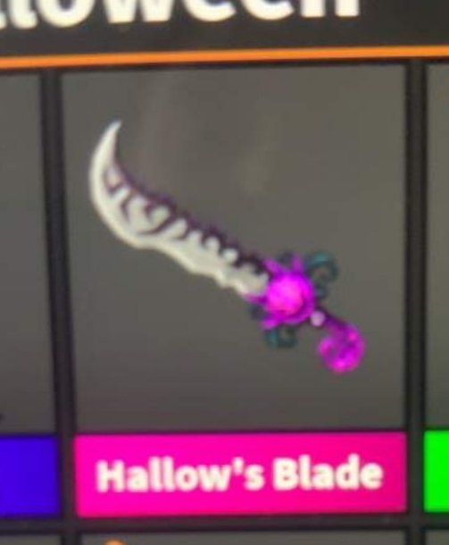 is this a valuable knife? | Mm2 roblox group Amino