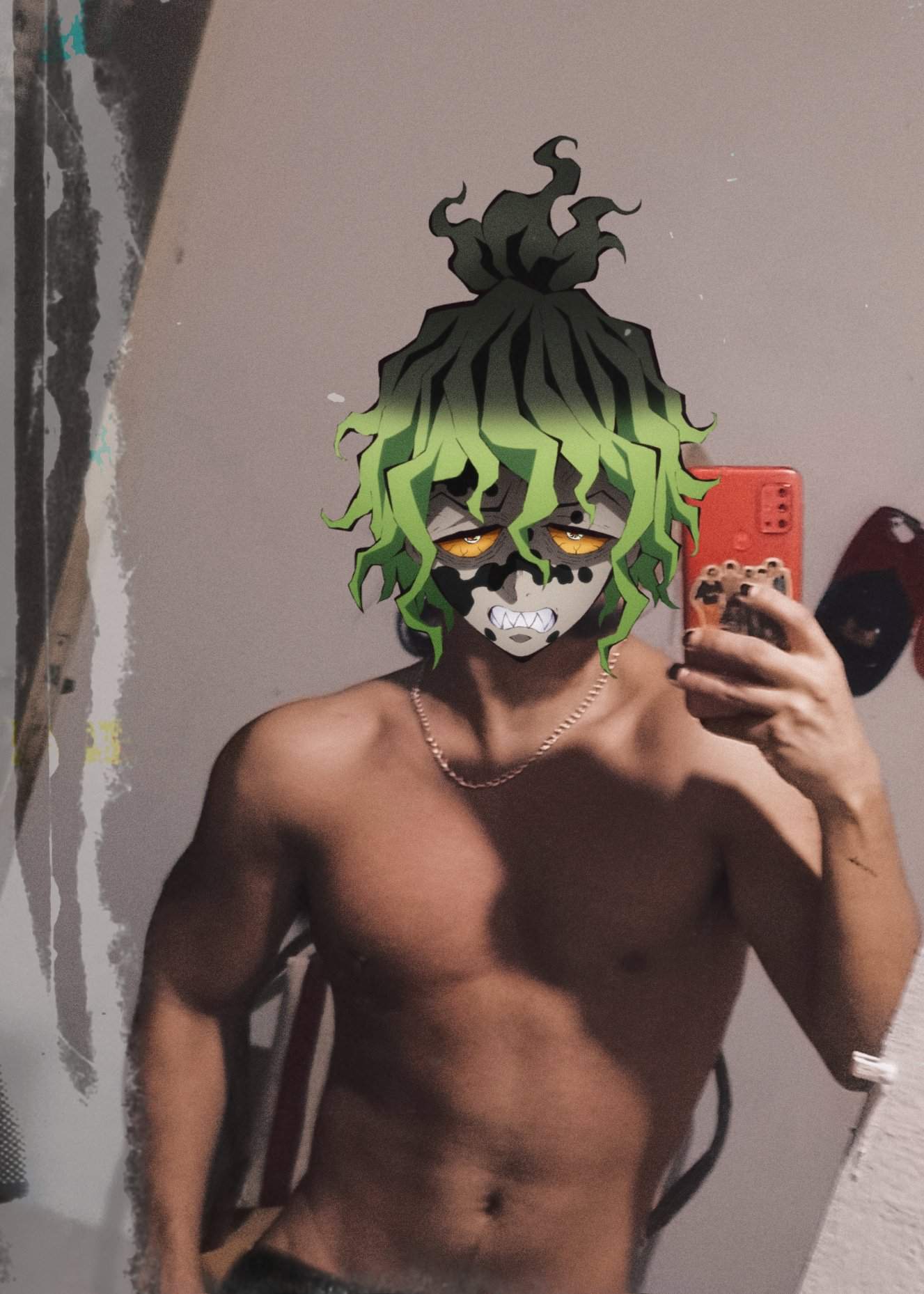 Bueno, Gyutaro es mucho más flaquito ️😂💚 • Gay • Amino