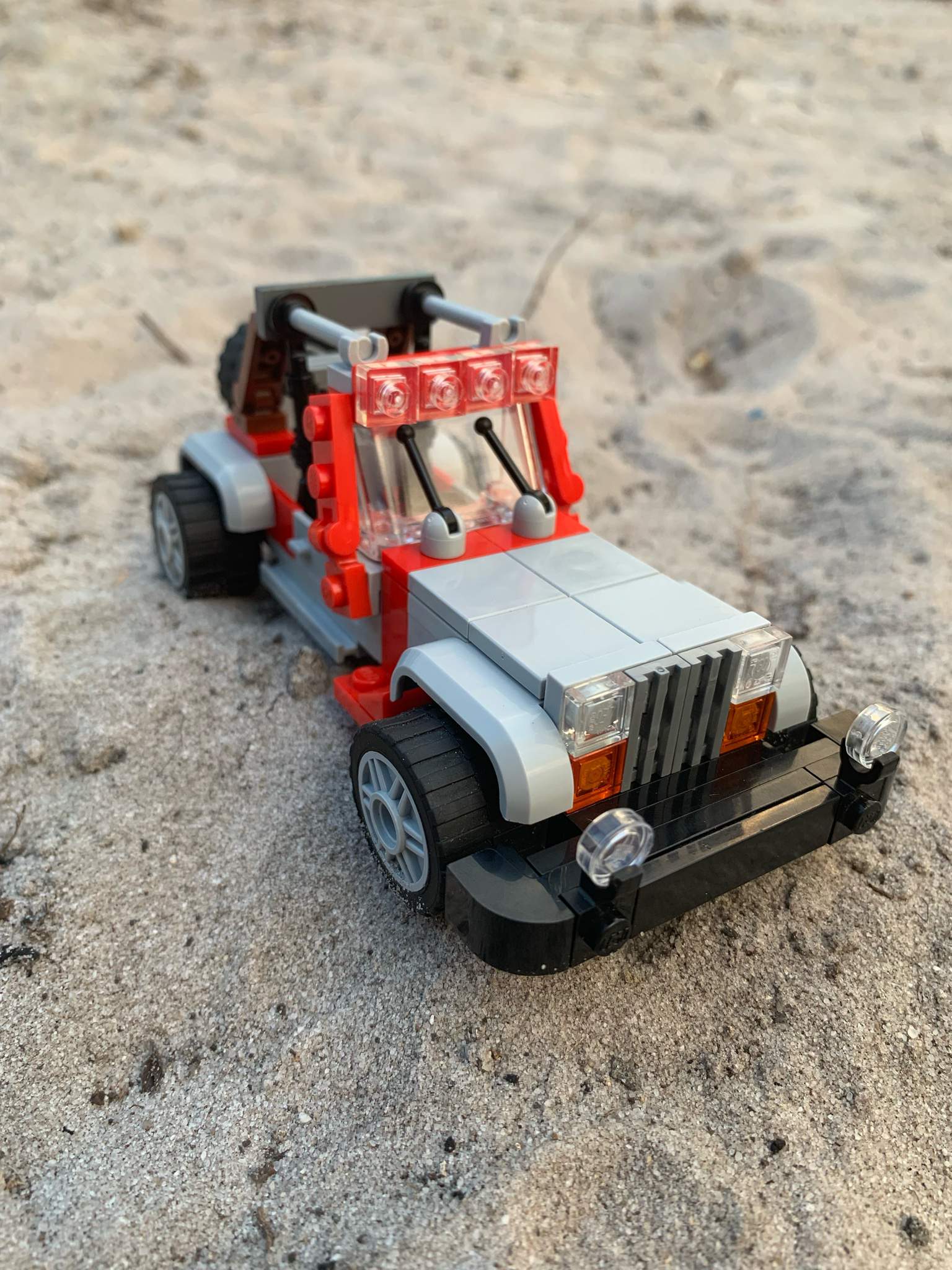 Jurassic Park Red Jeep Wrangler MOC | LEGO Amino