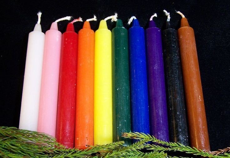 A simbologia das cores das velas Bruxas De Cada Dia. Amino A simbologia das cores das velas Bruxas De Cada Dia. Amino