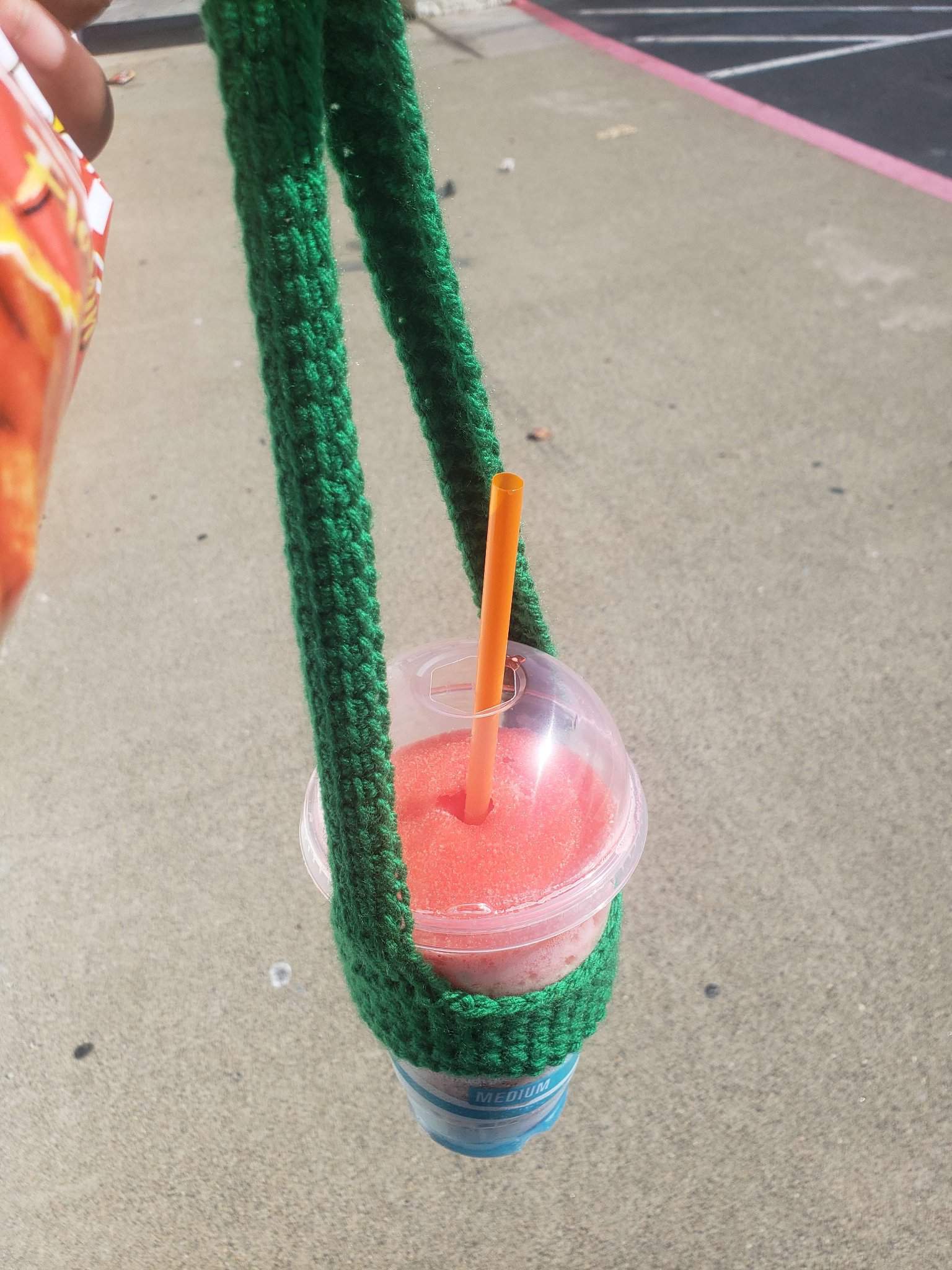 cupholder-crochet-amino