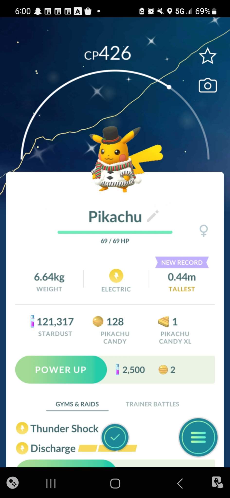 shiny-costume-pikachu-pokemon-go-amino