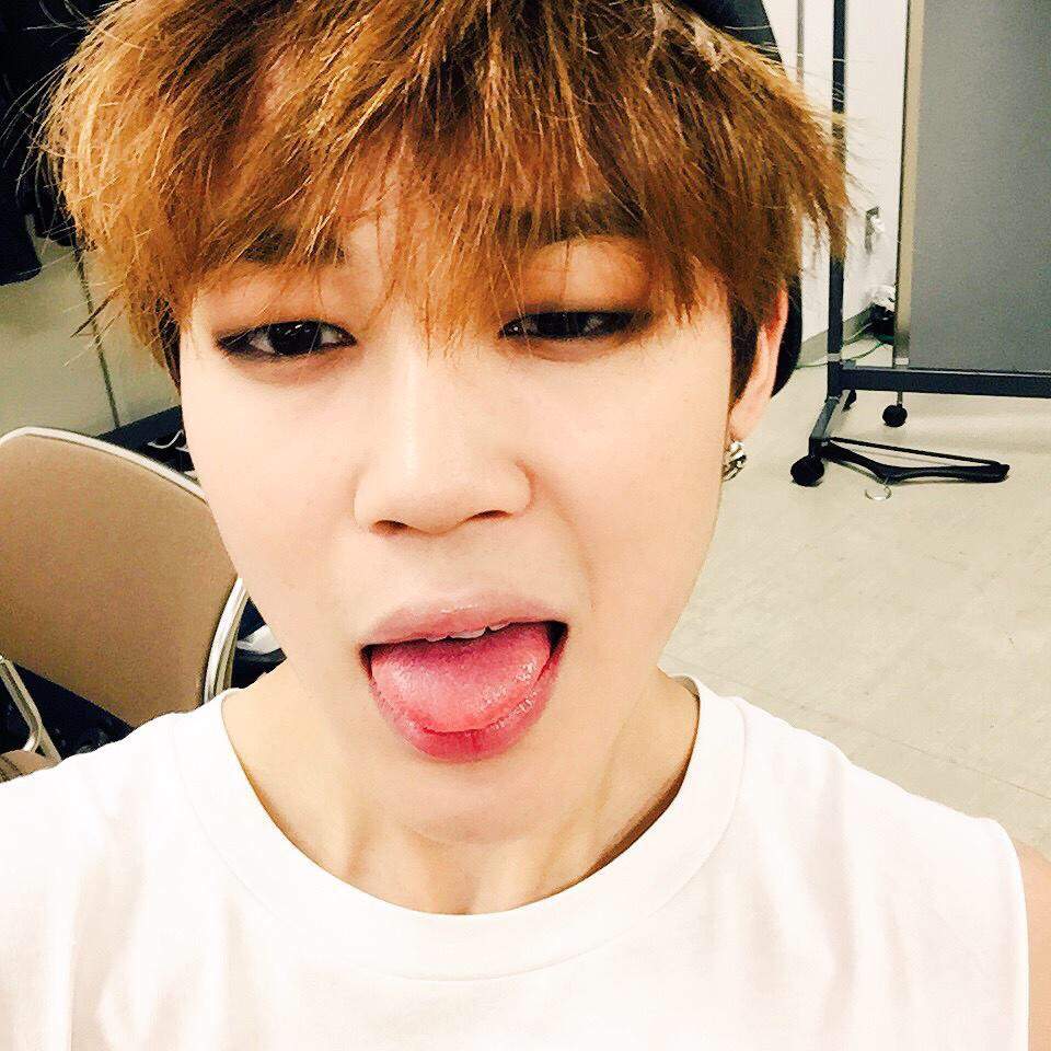 Park Jimin selca master post | K-Pop Amino