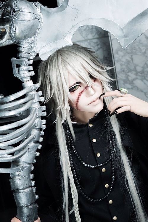 Which Black Butler Cosplay Is The Best? (Male) | Anime Amino