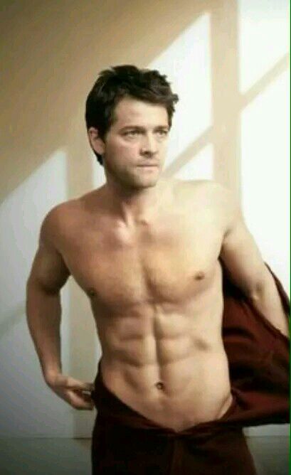 Who Looks Better Shirtless Supernatural Amino