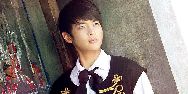 Long Vs Short Hair On Male Idols K Pop Amino