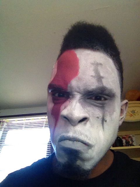 remembering my kratos makeup test cosplay amino kratos makeup test cosplay amino