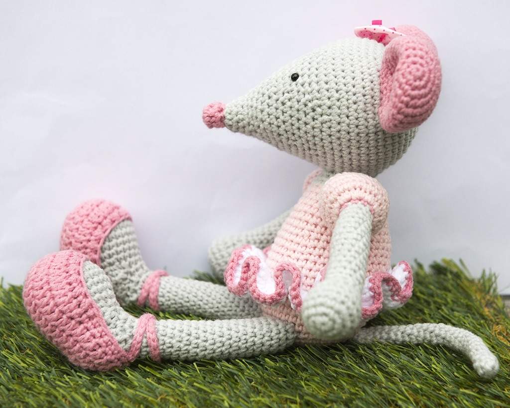 Cute crochet ballerina mouse Crafty Amino