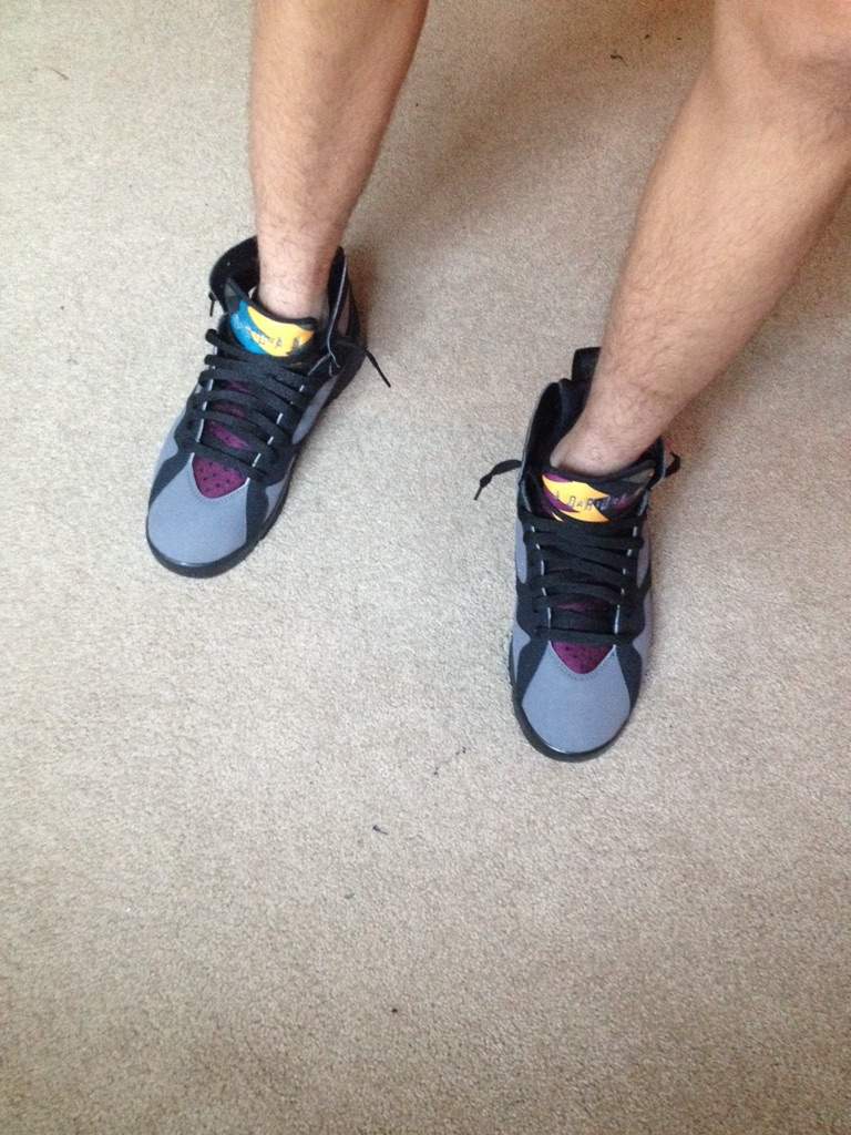 Loose Or Tight Laces Sneakerheads Amino