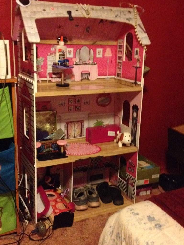 barbie craft house