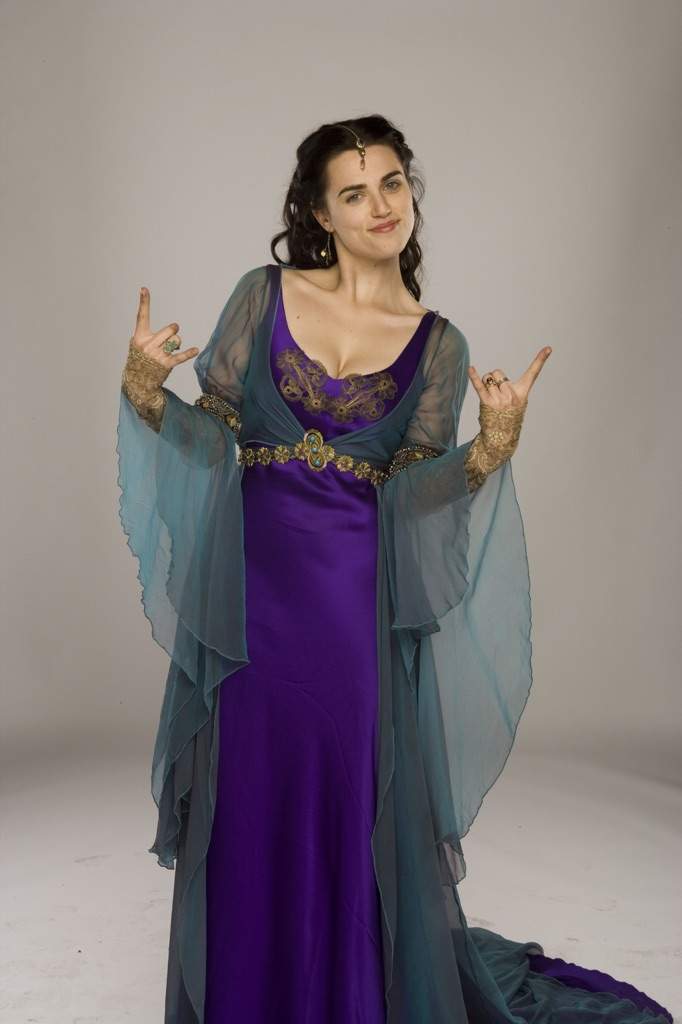 #sidebyside Morgana (BBC Merlin) .