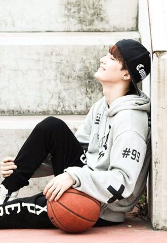 Suga sleeping as always ღ | K-Pop Amino