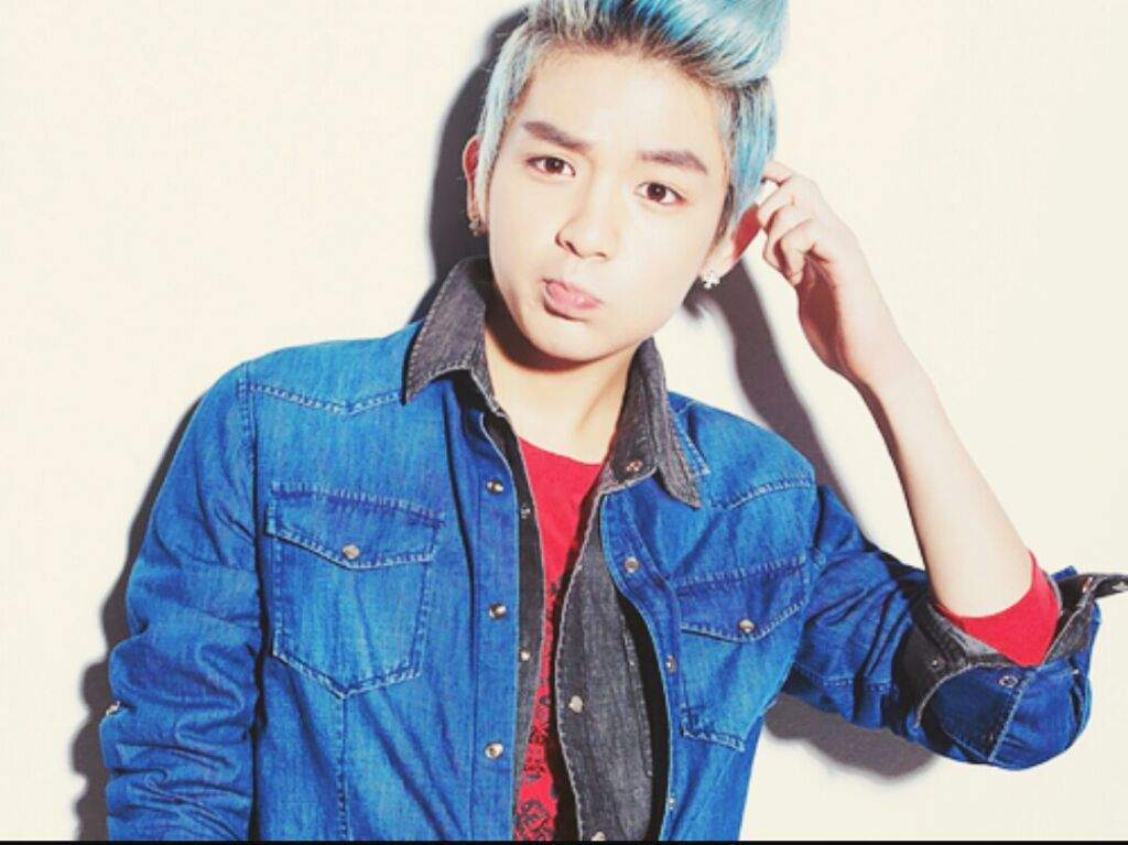 Red Vs Blue Male Idol Hair K Pop Amino