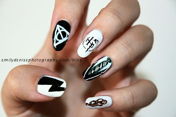 Slytherin themed Nails | Harry Potter Amino