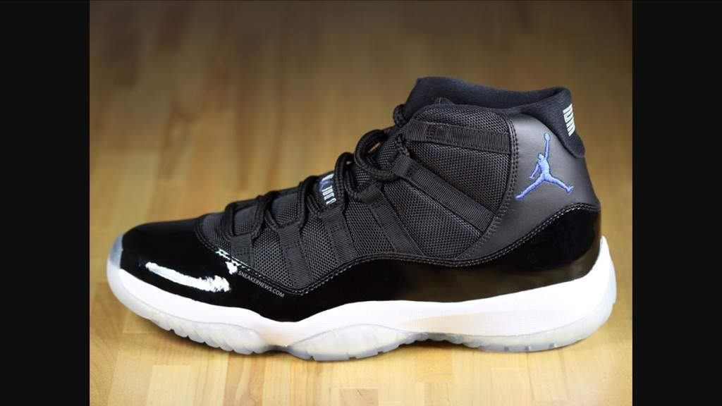 space jam bred 11