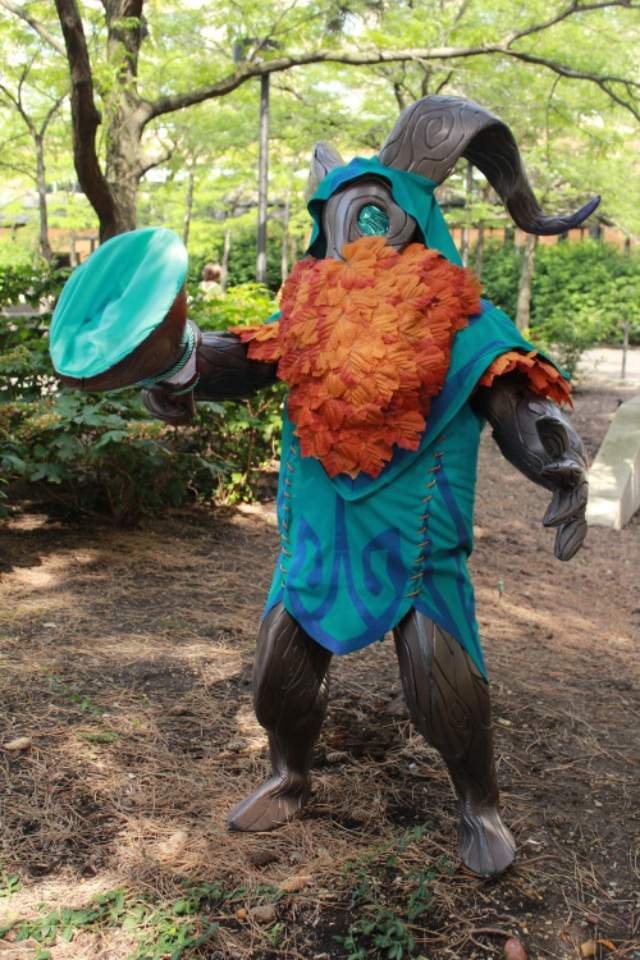 Bard league of legends cosplay