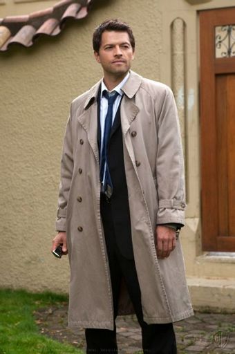 Castiel Costume/Cosplay | Wiki | Supernatural Amino