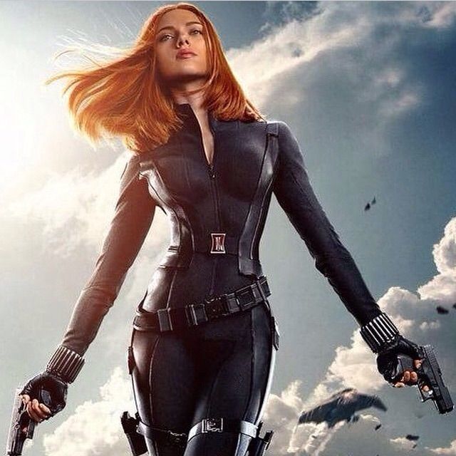 Black Widow's Uniform: Old Vs. New | Comics Amino