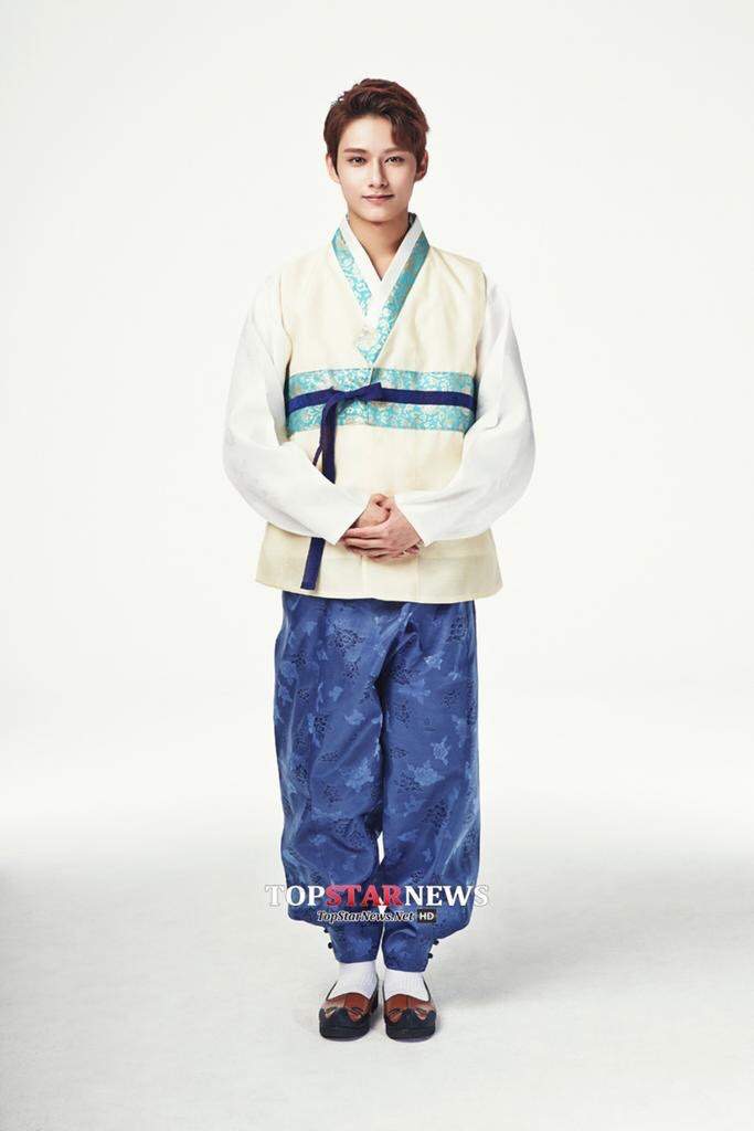 Seventeen Wearing Hanbok | K-Pop Amino