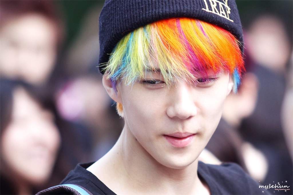 Kpop rainbow hair.
