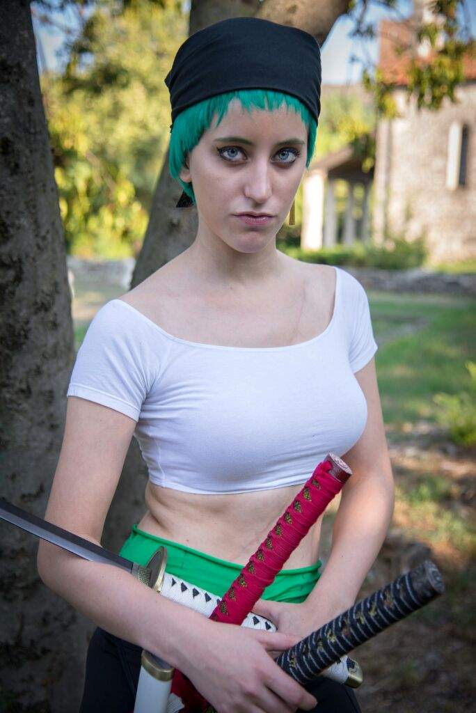 Fem!Zoro photoshoot *-* | Cosplay Amino