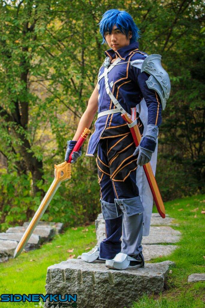 Chrom from Fire Emblem Photoshoot | Cosplay Amino