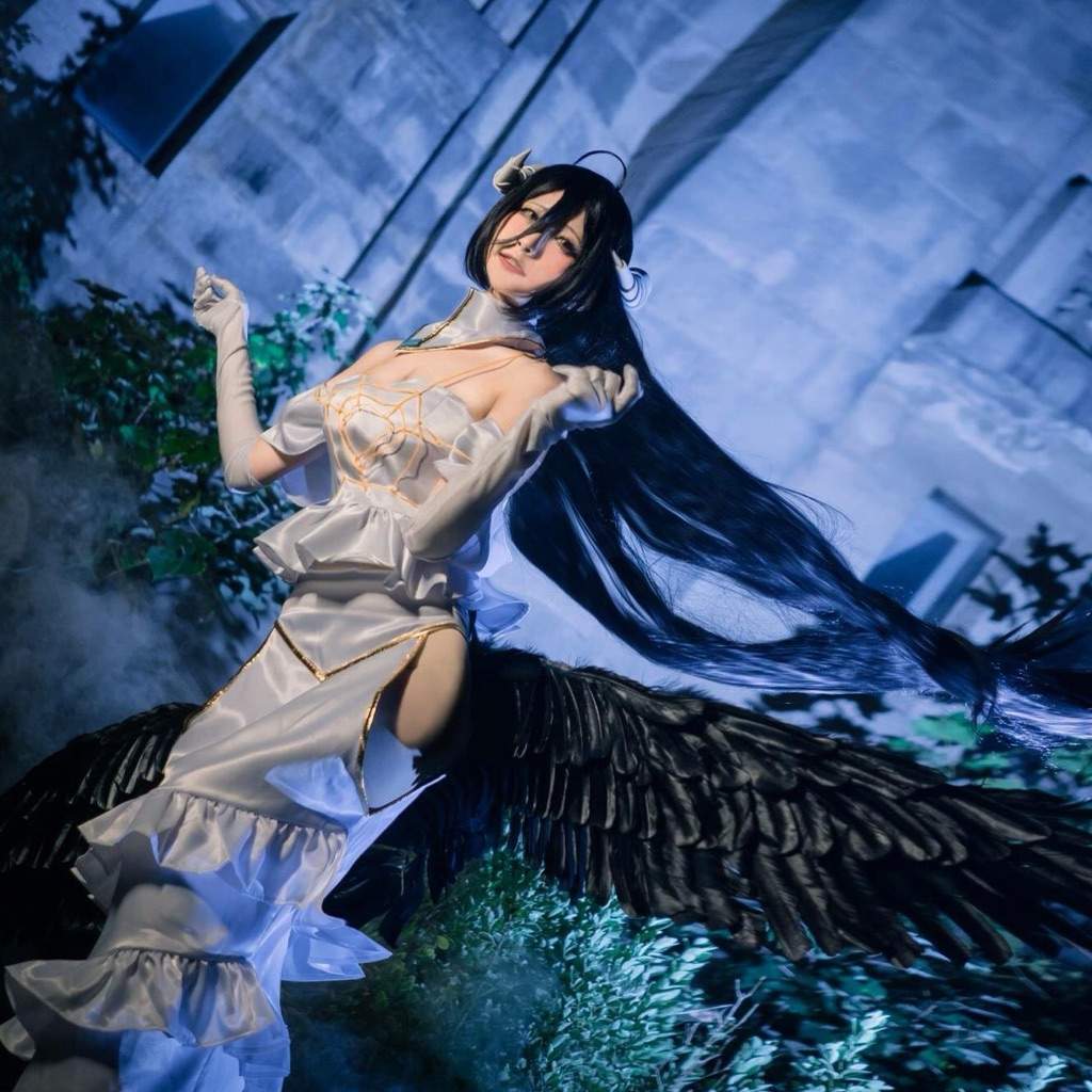 overlord albedo cosplay | Anime Amino