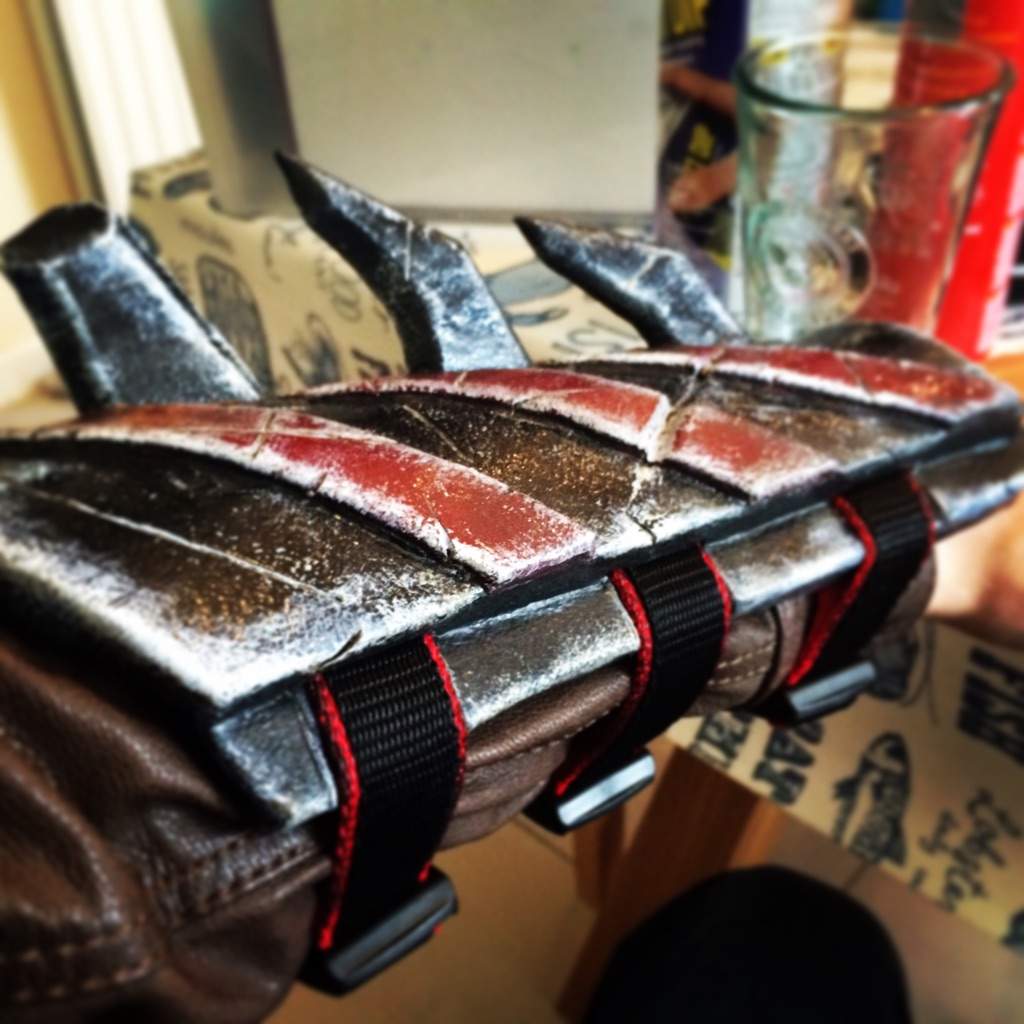 Red Hood Gauntlets | Cosplay Amino