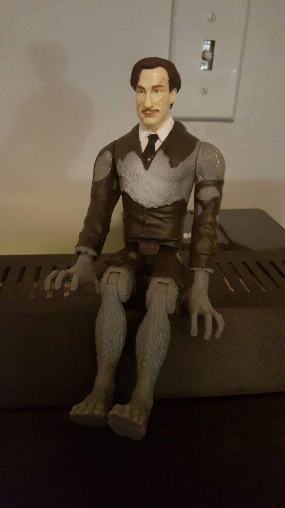 remus lupin figurine